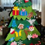フェルトのクリスマスツリーが最高！超手軽に飾れて子供も安心！忙しい人におすすめ【倒れないクリスマスツリー】